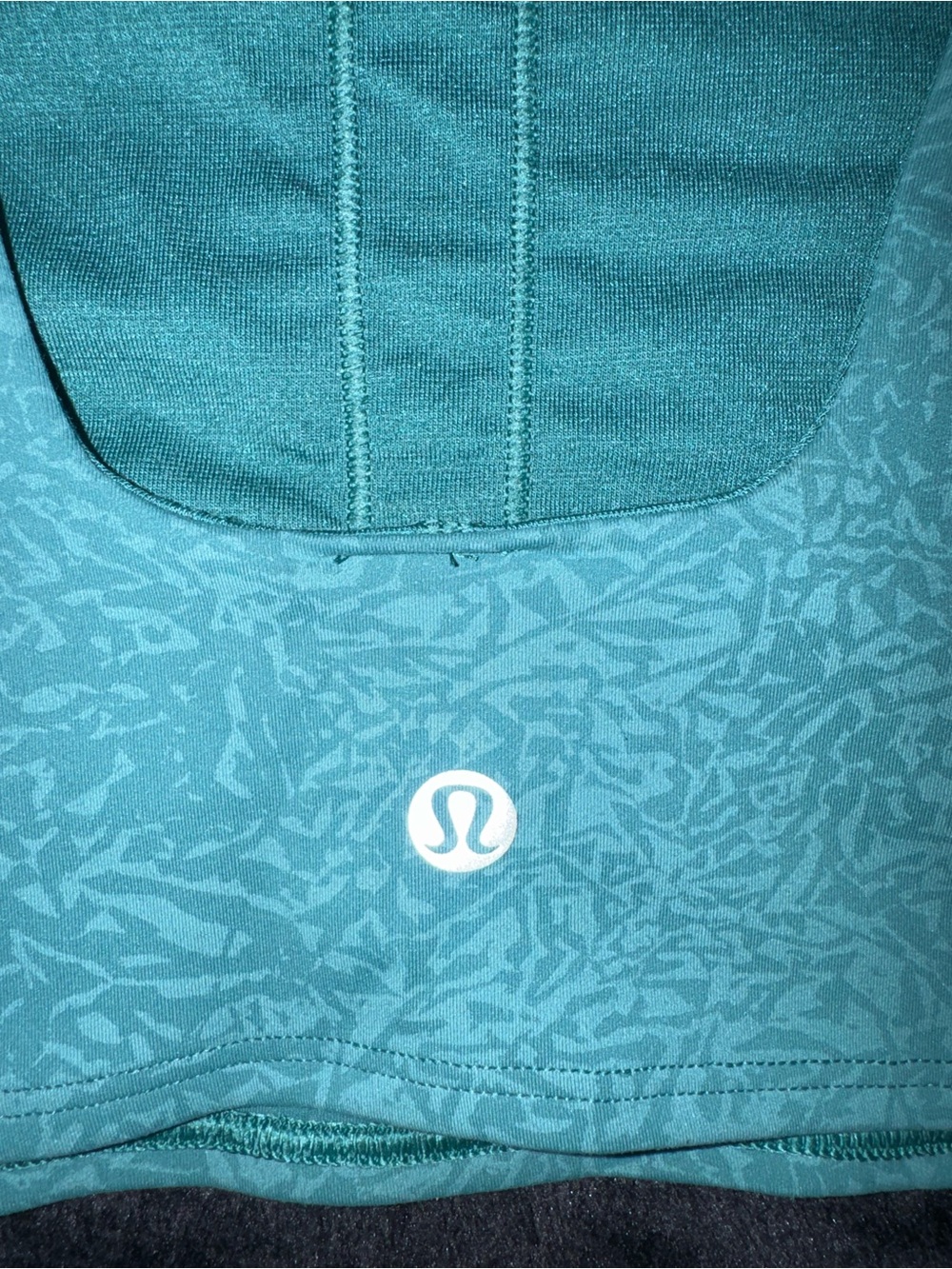lululemon athletica Aqua Cutout Athletic Crop Tank - Picture 3 of 3